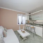 Апартаменты Debelic 3128