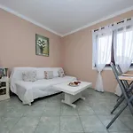Debelic 3128 Апартаменты *